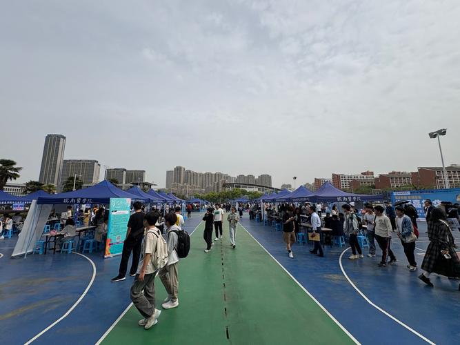 郑州2025校招会何时何地举办？-图3