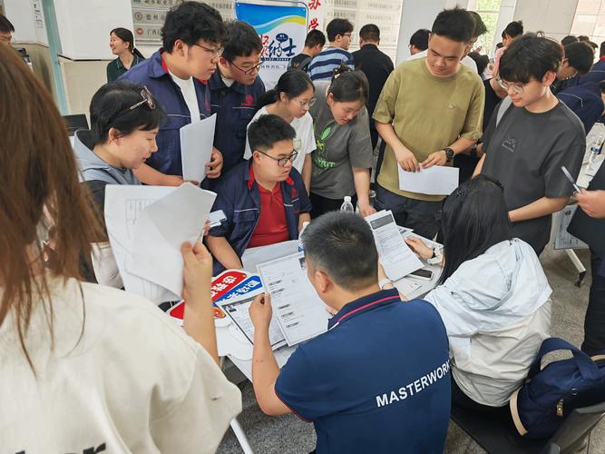 2025校招宣讲会，时间地点怎么安排？-图2