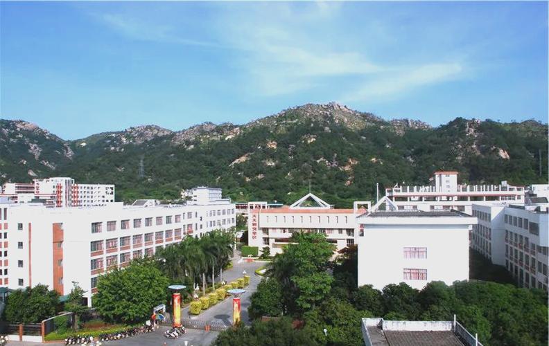 潮阳实验学校招聘教师有何要求？-图1