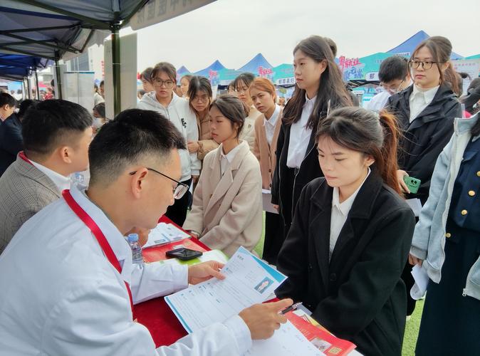 广东校园招聘会，哪些岗位最热门？-图1